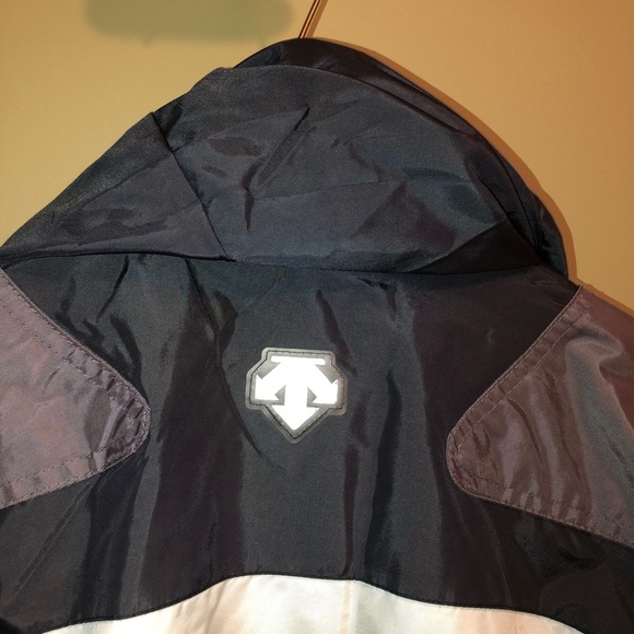 Descente Sz 10 Jacket. - Picture 12 of 16